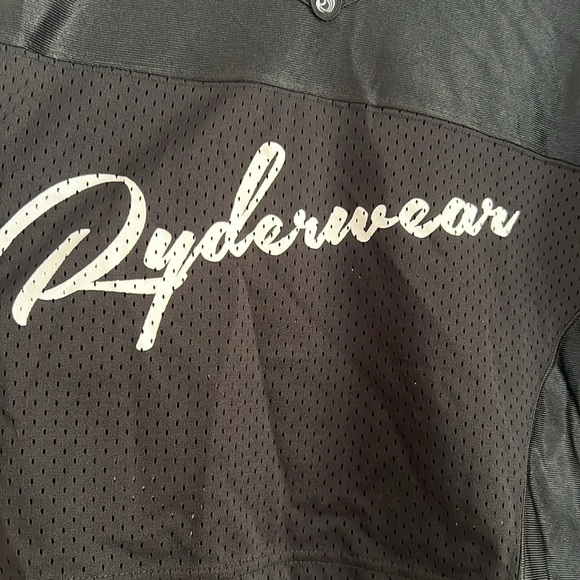 Jersey - Picture 2 of 5